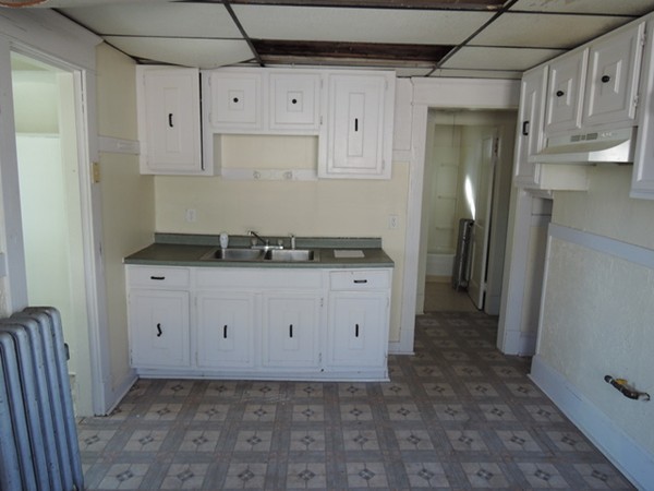 559-561 Wilbraham Road Springfield, MA 01109 - Photo 8 of 30
