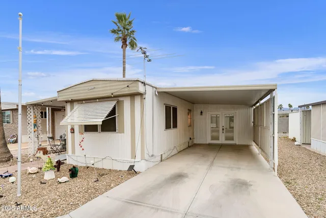 a view of a storage & utility room