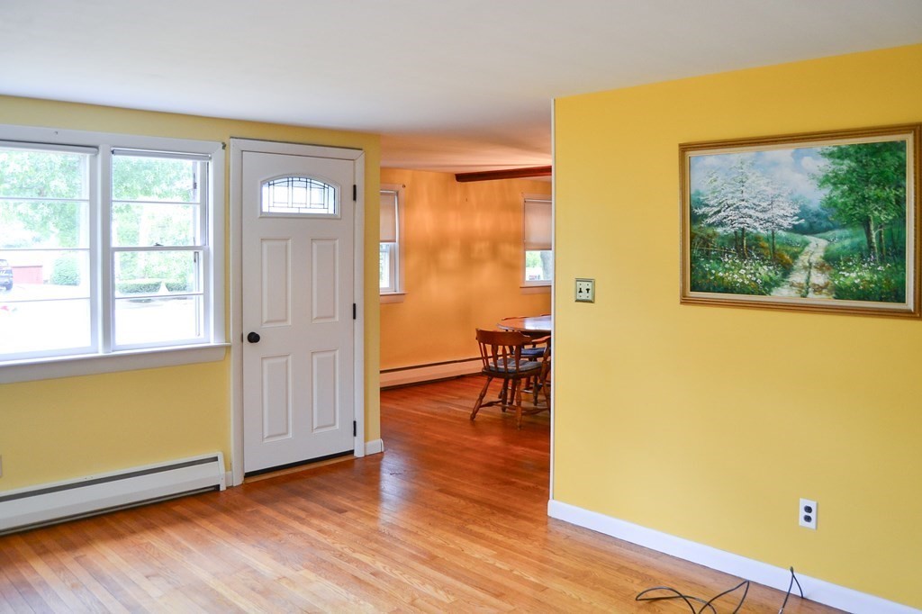18 Cromesett Road Wareham, MA 02571 - Photo 6 of 15 Gallery Image 6