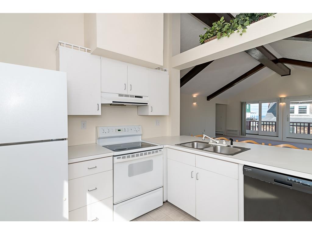1254 Ocean Boulevard Rye, NH 03870 - Photo 13 of 30