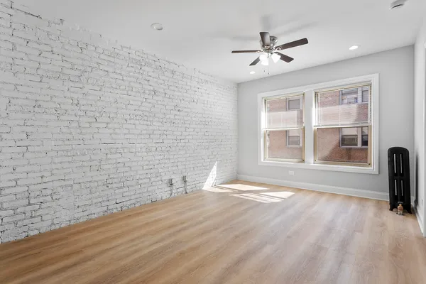 $2,100 | 1633 West Chase Avenue, Unit 1K, Chicago, IL 60626
