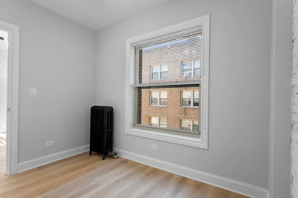 $2,100 | 1633 West Chase Avenue, Unit 1K, Chicago, IL 60626
