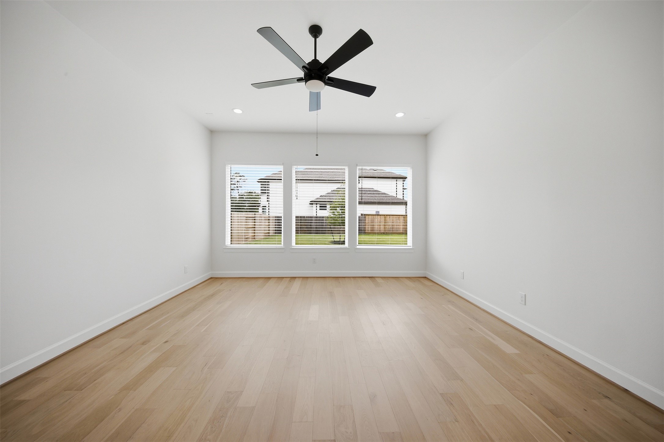416 Venado View Court Conroe, TX 77304 - Photo 14 of 34 Versatile game room offering ample entertaining space, media potential, and flexible everyday living.