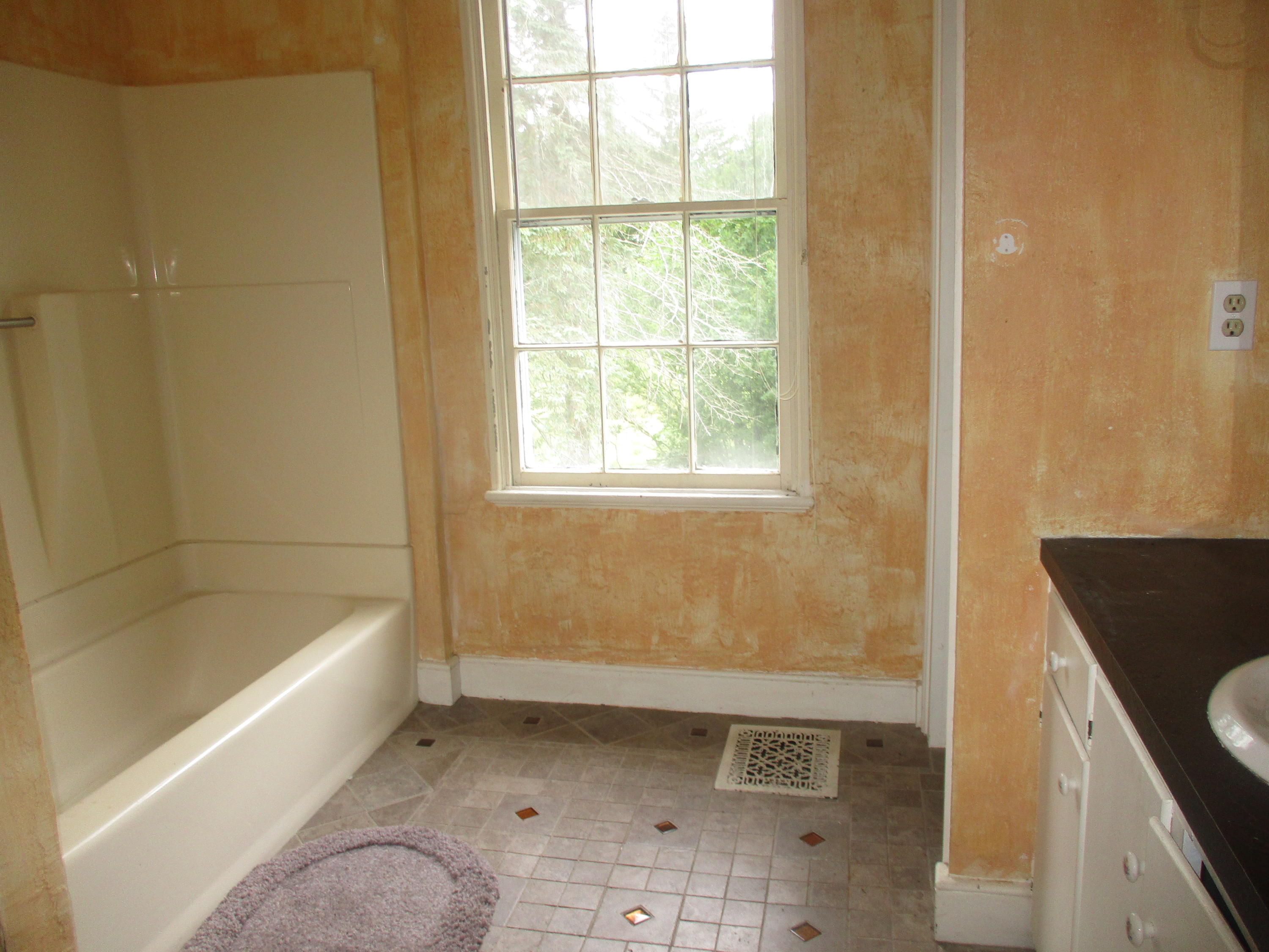 1635 Federal Road Livermore, ME 04253 - Photo 19 of 36 IMG_0040