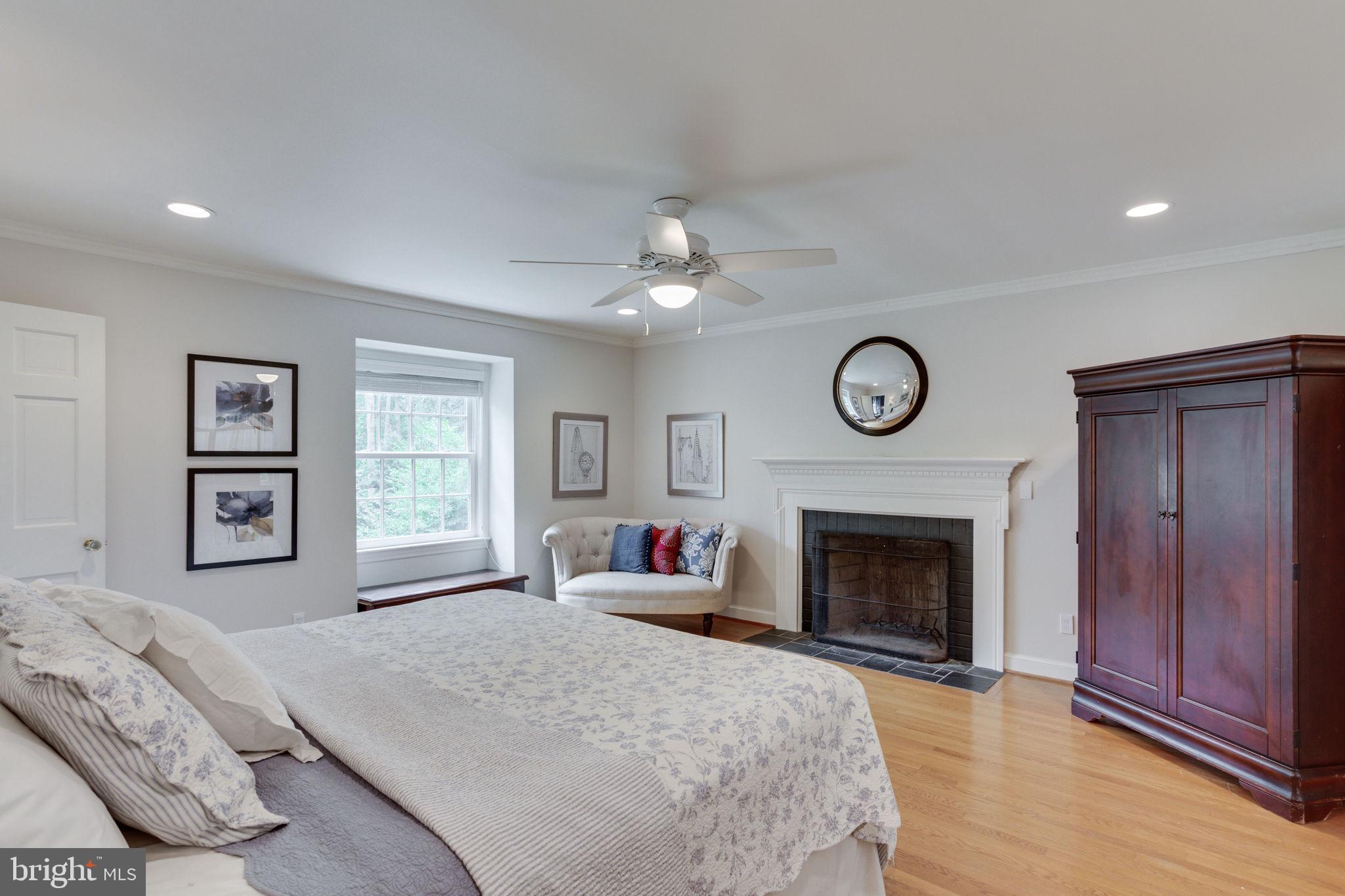 8458 Brook Road McLean, VA 22102 - Photo 39 of 77 Gallery Image 39