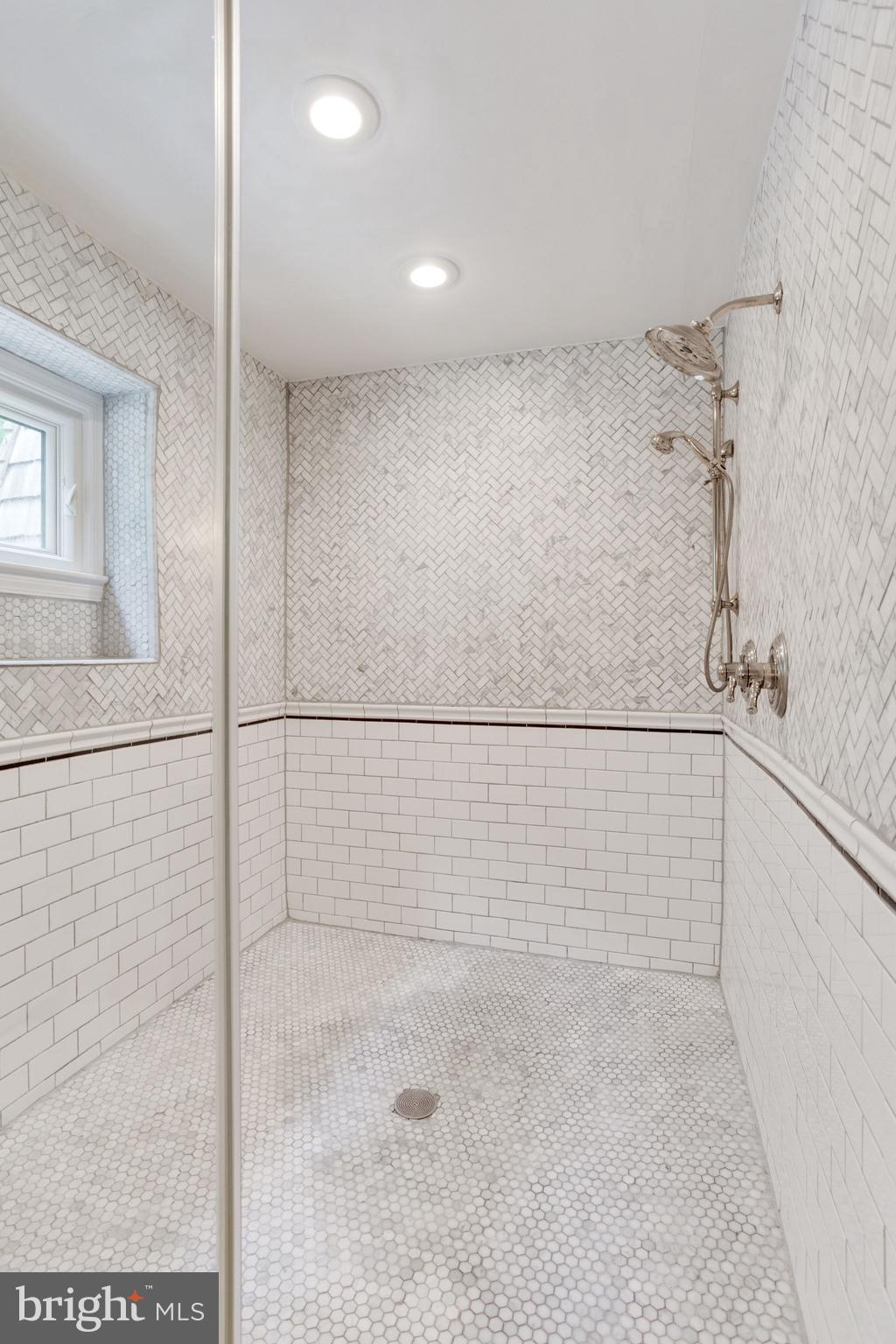 8458 Brook Road McLean, VA 22102 - Photo 47 of 77 Gallery Image 47