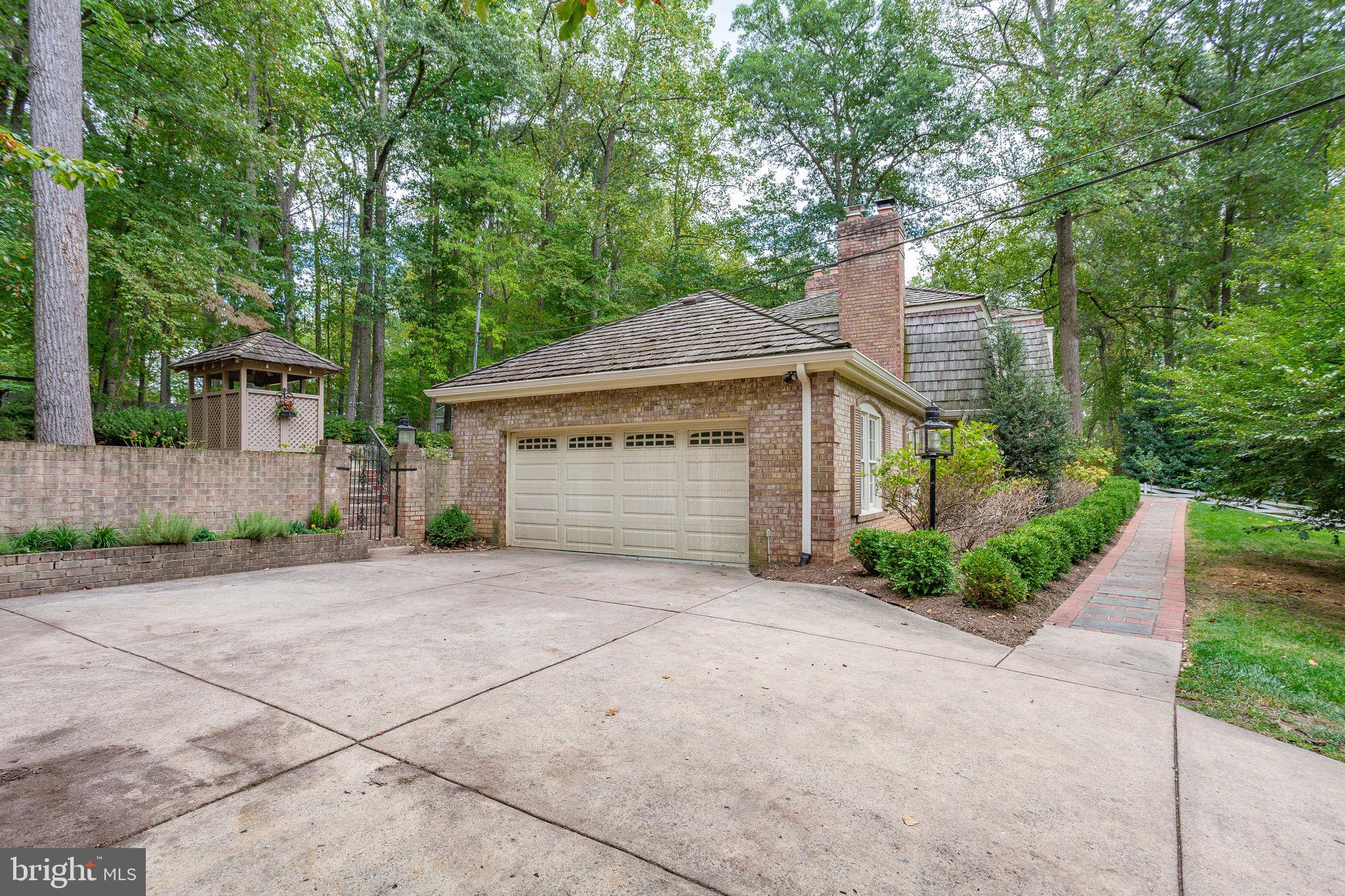 8458 Brook Road McLean, VA 22102 - Photo 70 of 77 Gallery Image 70