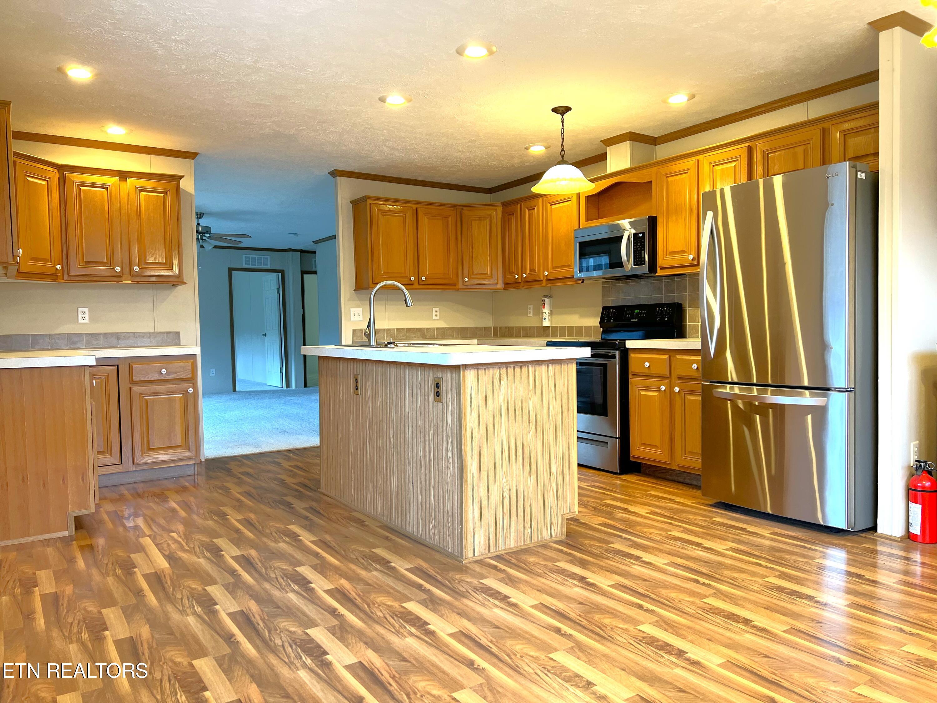 2012 Wayland Road Knoxville, TN 37914 - Photo 6 of 26 front24