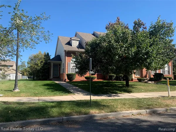 $279,900 | 1304 17th Street, Unit 18, Detroit, MI 48216