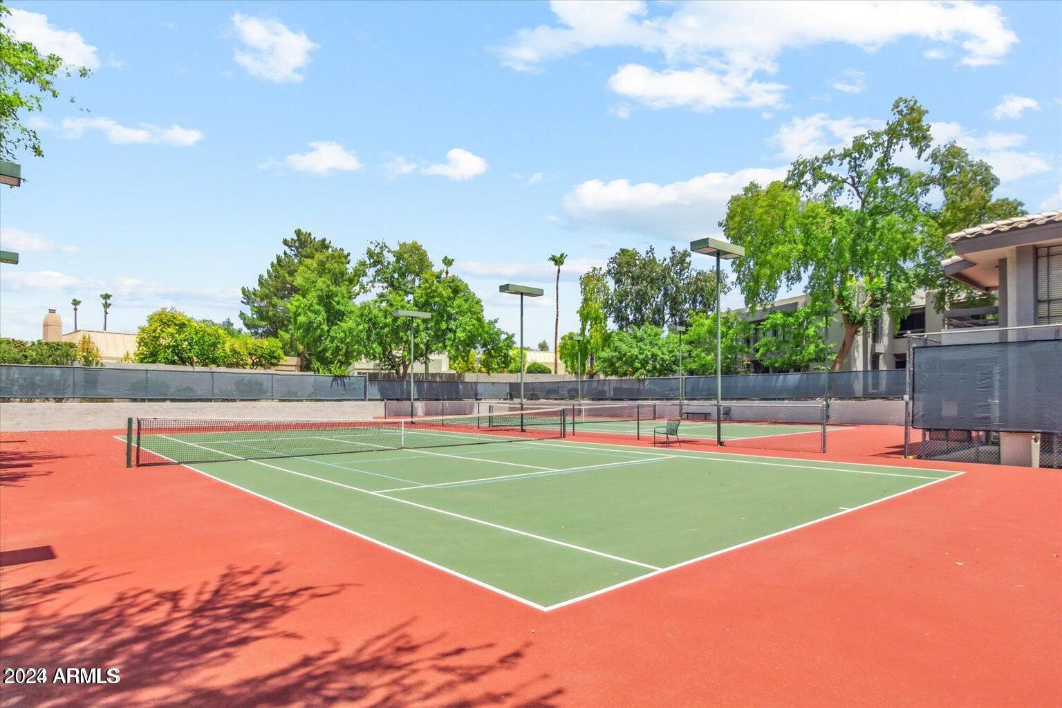 5205 North 24th Street, Unit 105 Phoenix, AZ 85016 - Photo 7 of 19 Tennis courts