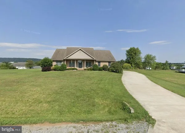 $400,000 | 473 Nathaniel Drive, Martinsburg, WV 25403