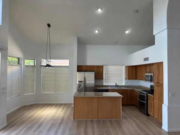 $2,900 | 2665 North 137th Avenue, Goodyear, AZ 85395