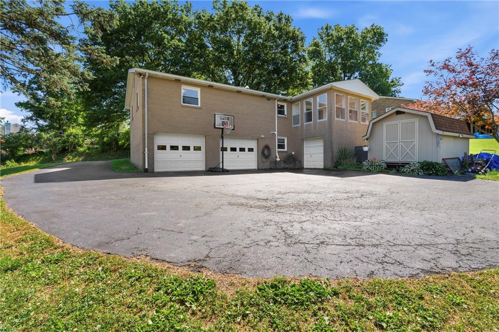 1274 Oakridge Road McDonald, PA 15057 - Photo 26 of 30
