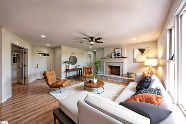 $320,000 | 204 Bristol Court, Anderson, SC 29625