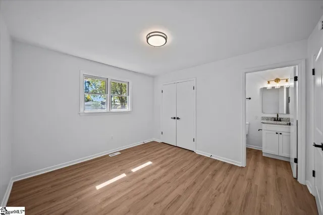 $320,000 | 204 Bristol Court, Anderson, SC 29625