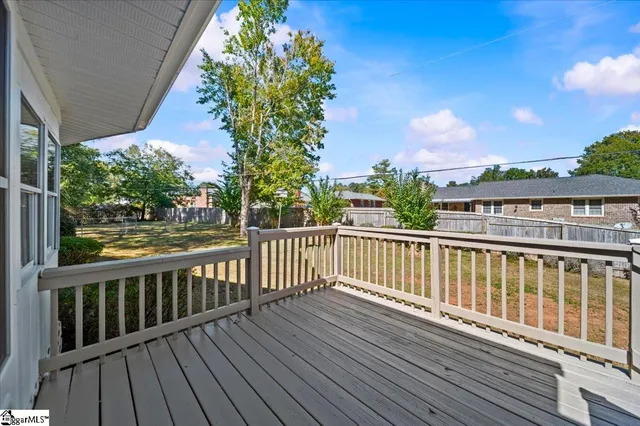 $320,000 | 204 Bristol Court, Anderson, SC 29625