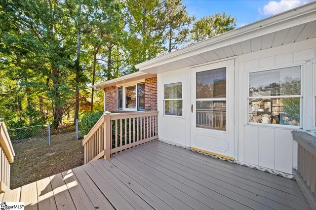 $320,000 | 204 Bristol Court, Anderson, SC 29625