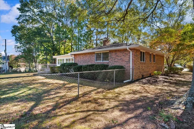 $320,000 | 204 Bristol Court, Anderson, SC 29625