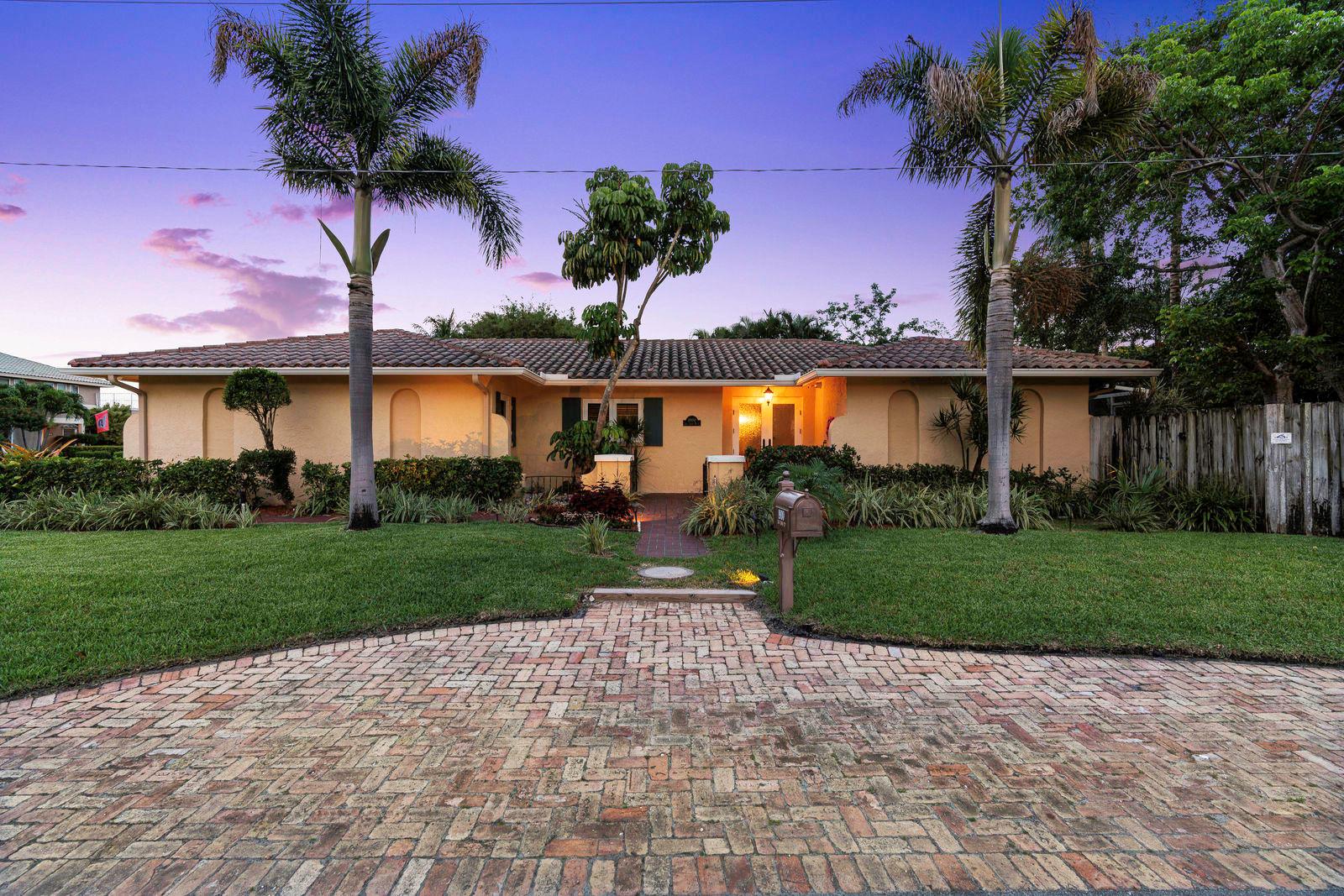 1900 Las Casas Road Boca Raton, FL 33486 - Photo 3 of 31