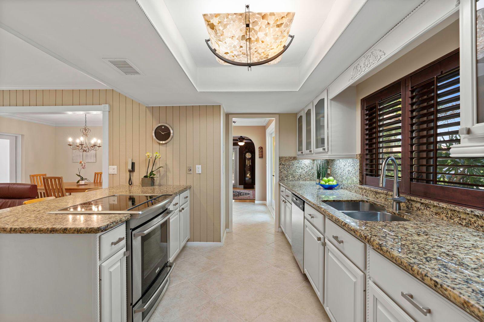 1900 Las Casas Road Boca Raton, FL 33486 - Photo 8 of 31