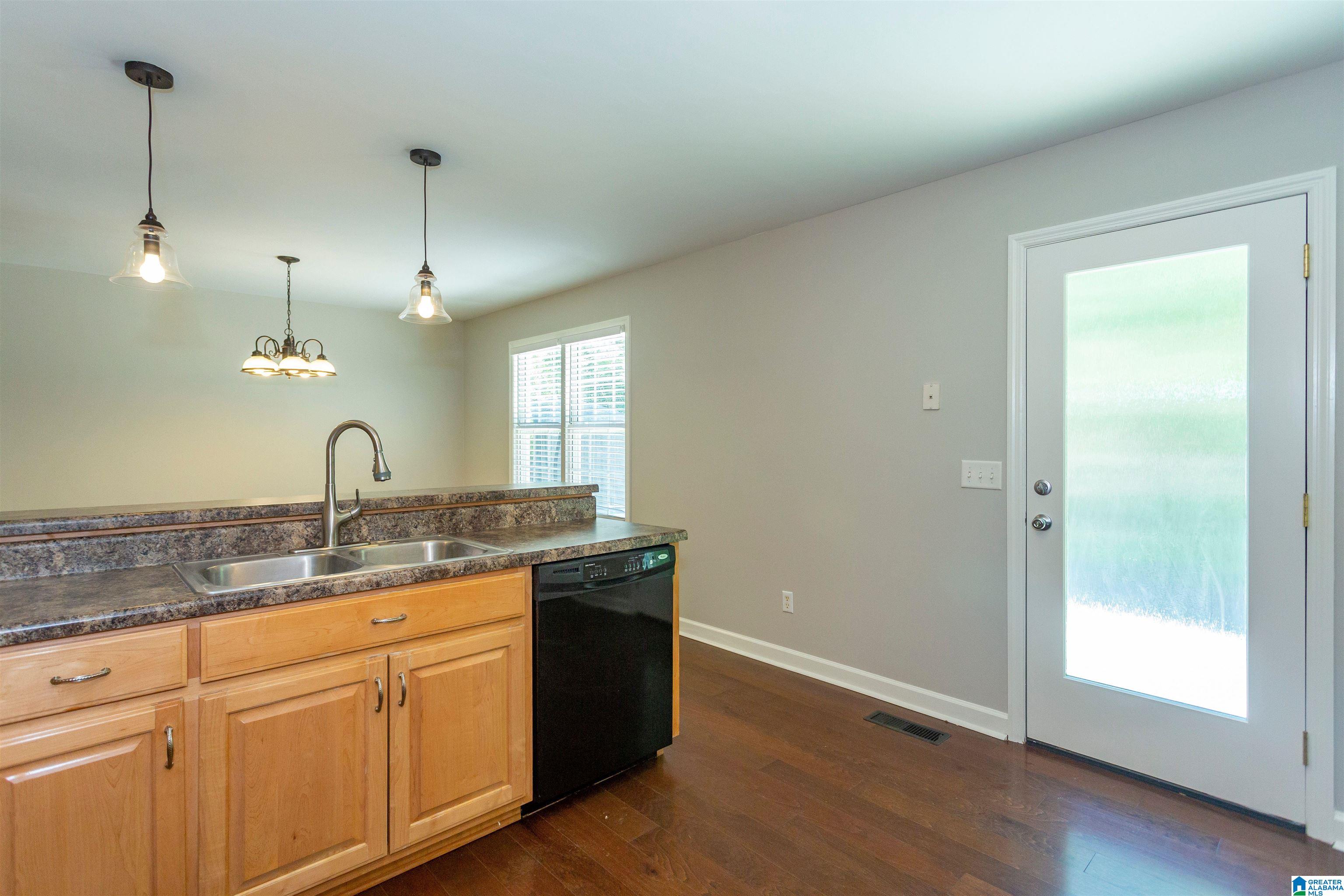 214 Turtle Dove Road Warrior, AL 35180 - Photo 6 of 21