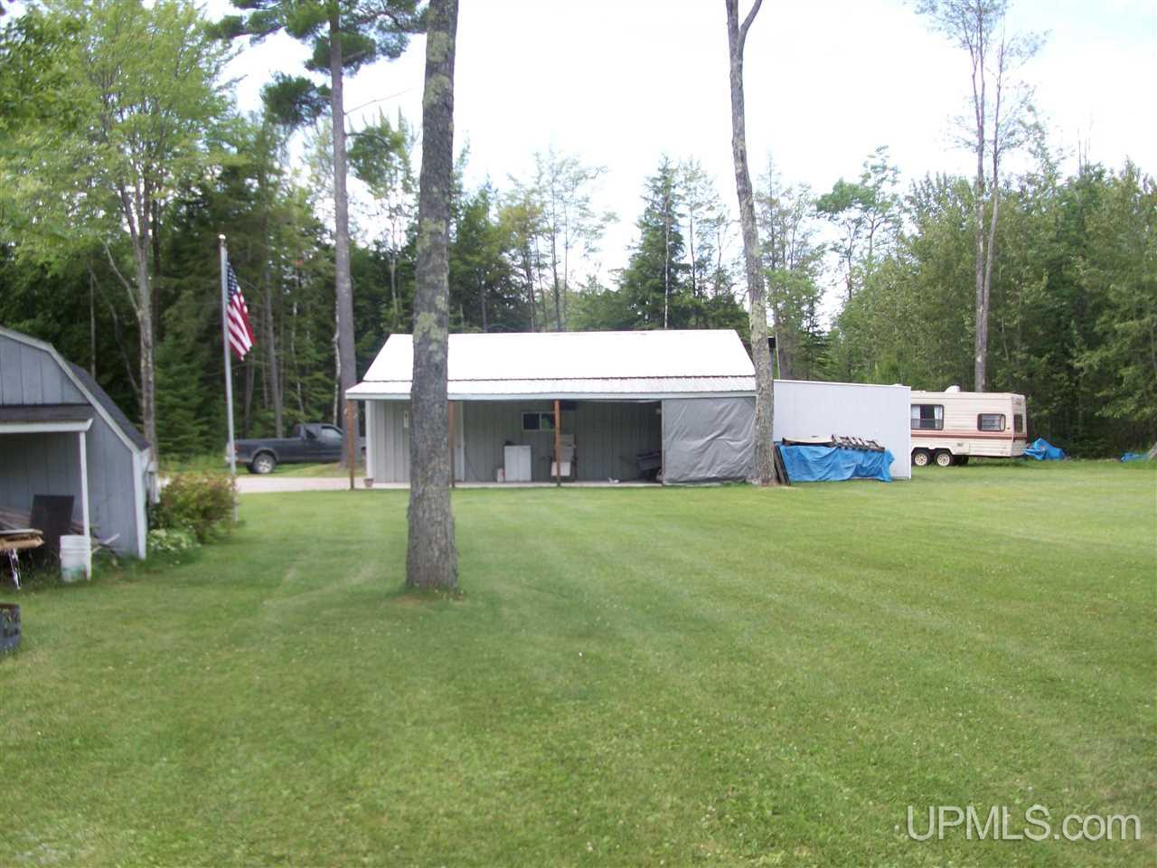 4224 16th Road Escanaba, MI 49829 - Photo 3 of 16 Gallery Image 3