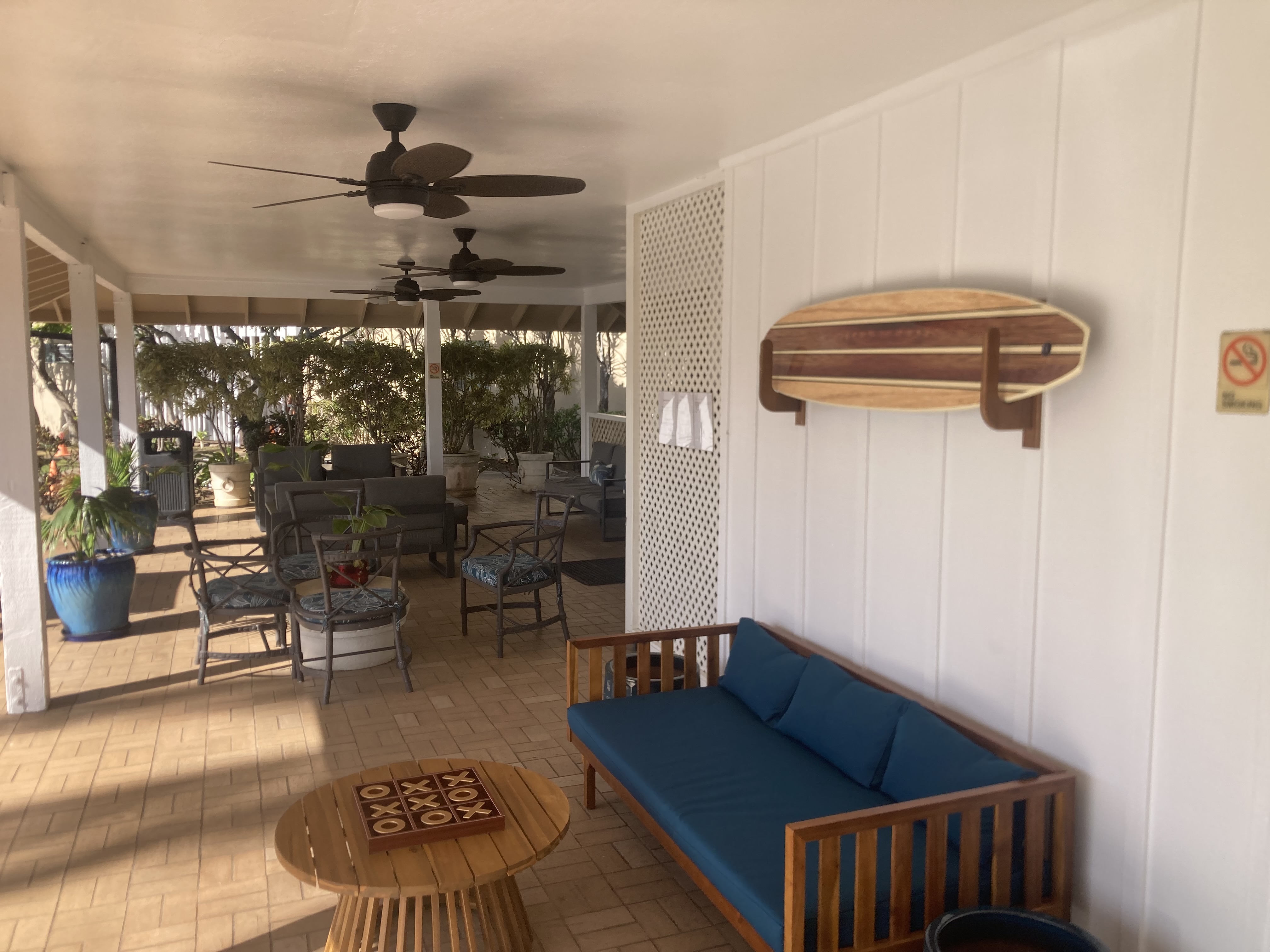 525 Aleka Loop, Unit D3 Kapaa, HI 96746 - Photo 4 of 13 a living room with furniture and a window