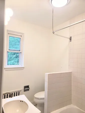 $3,000 | 53 Sacramento Street, Unit 2, Cambridge, MA 02138