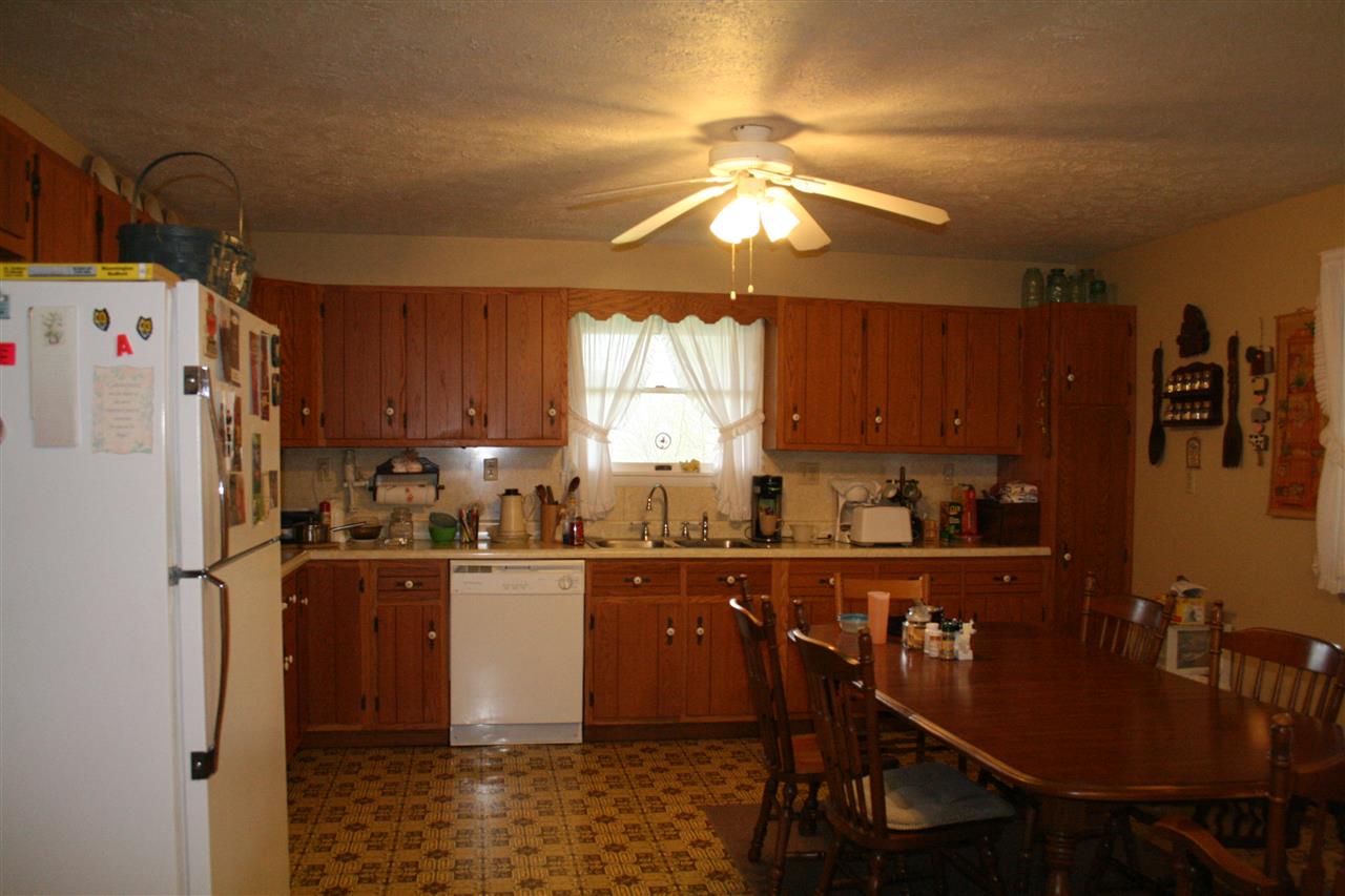 6458 Williams Road Bedford, IN 47421 - Photo 13 of 24