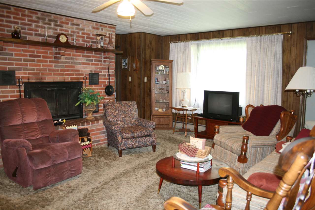 6458 Williams Road Bedford, IN 47421 - Photo 3 of 24