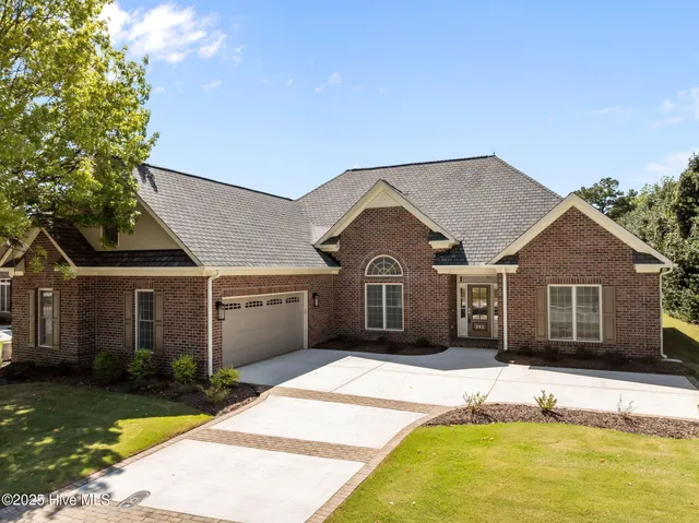 $619,900 | 305 Jack Place, Winterville, NC 28590