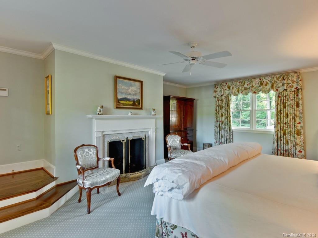 4035 Abingdon Road Charlotte, NC 28211 - Photo 16 of 21 Gallery Image 16