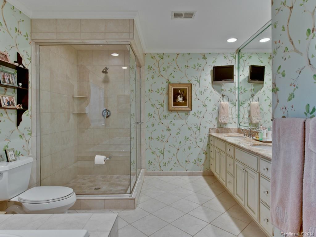 4035 Abingdon Road Charlotte, NC 28211 - Photo 17 of 21 Gallery Image 17