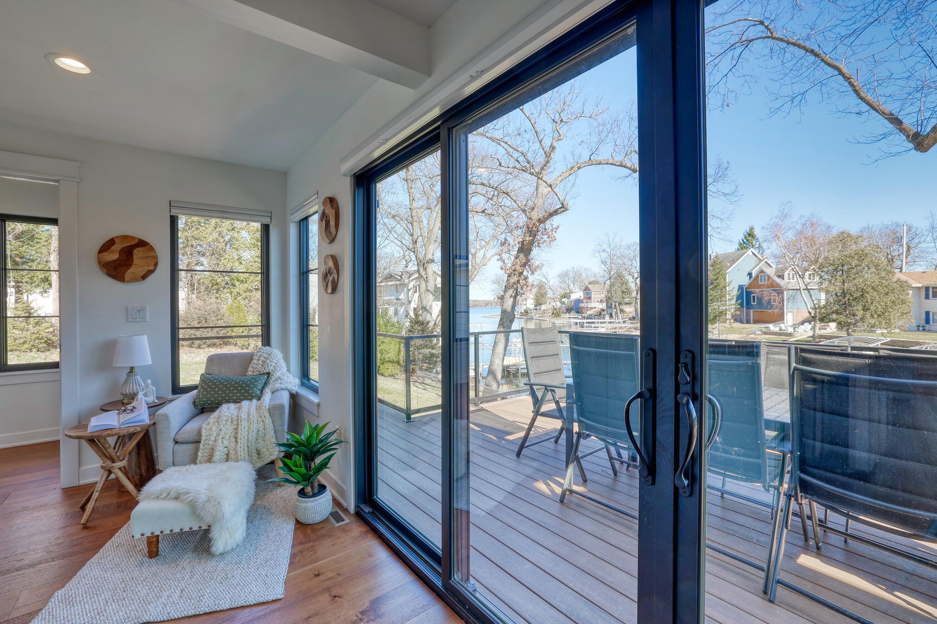 W345N5746 Rd G Oconomowoc, WI 53066 - Photo 25 of 64 Reading Nook & Deck