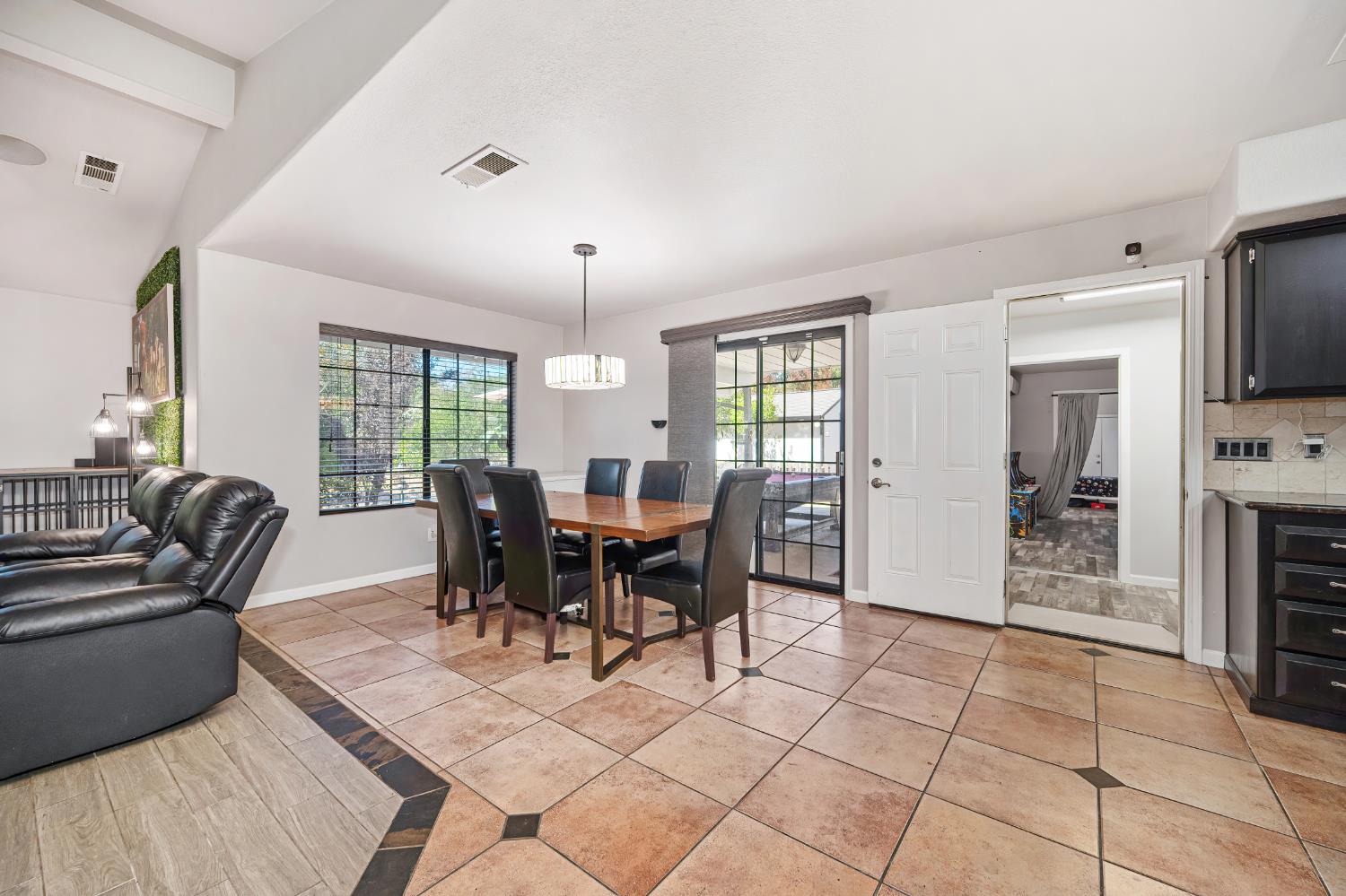 7806 Antelope Road Citrus Heights, CA 95610 - Photo 32 of 99 Gallery Image 32