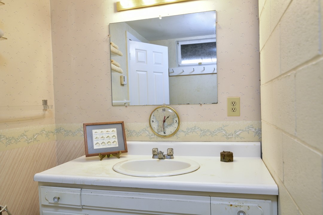 40 West Main Road Little Compton, RI 02837 - Photo 17 of 31