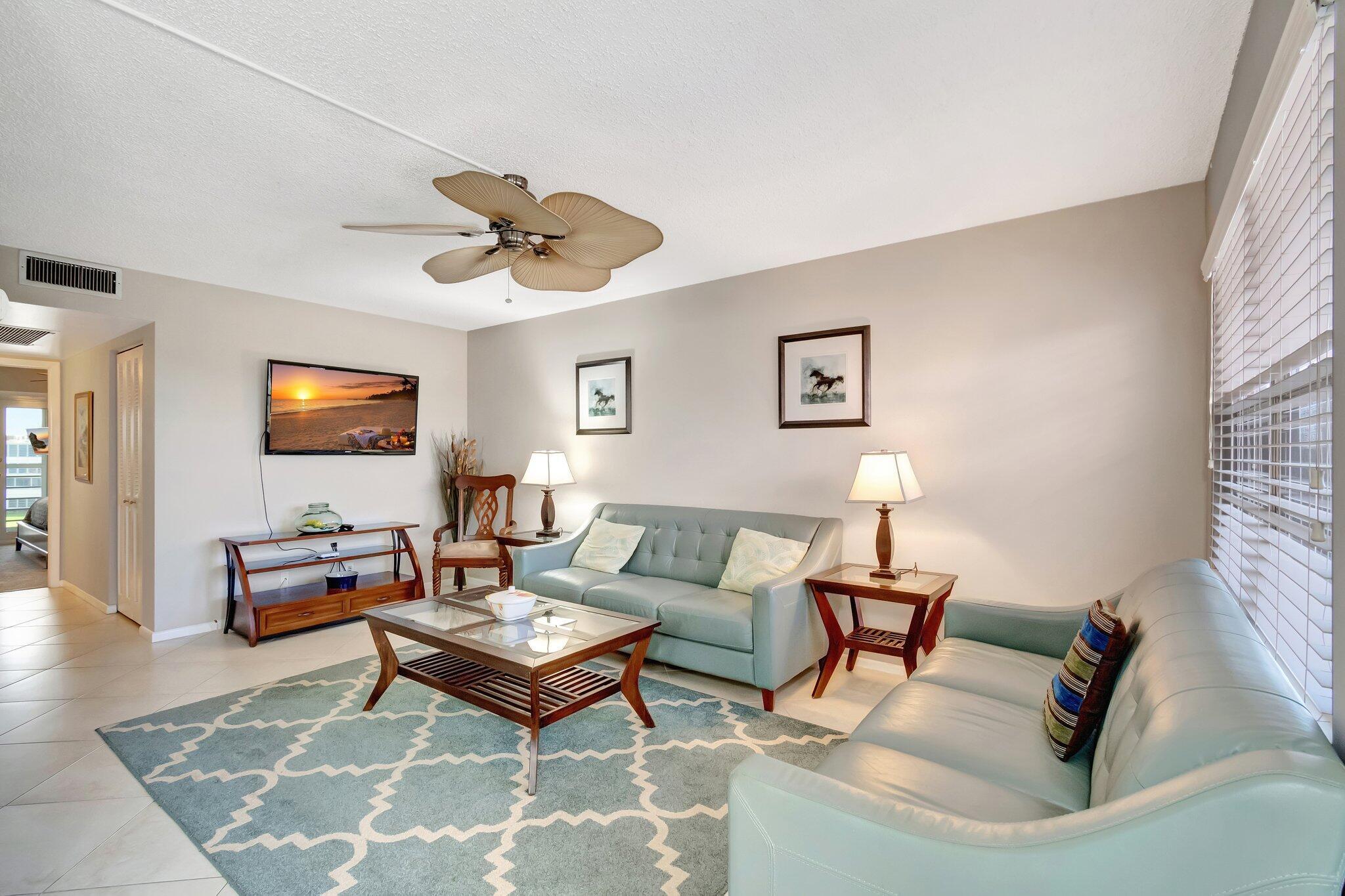 4049 Wolverton C Boca Raton, FL 33434 - Photo 8 of 86 13-web-or-mls-DSC_8968