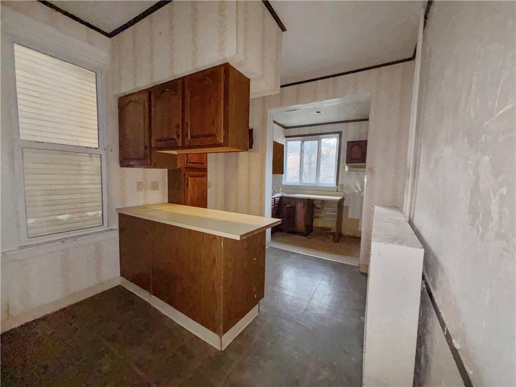 510 3rd Street Pitcairn, PA 15140 - Photo 2 of 10