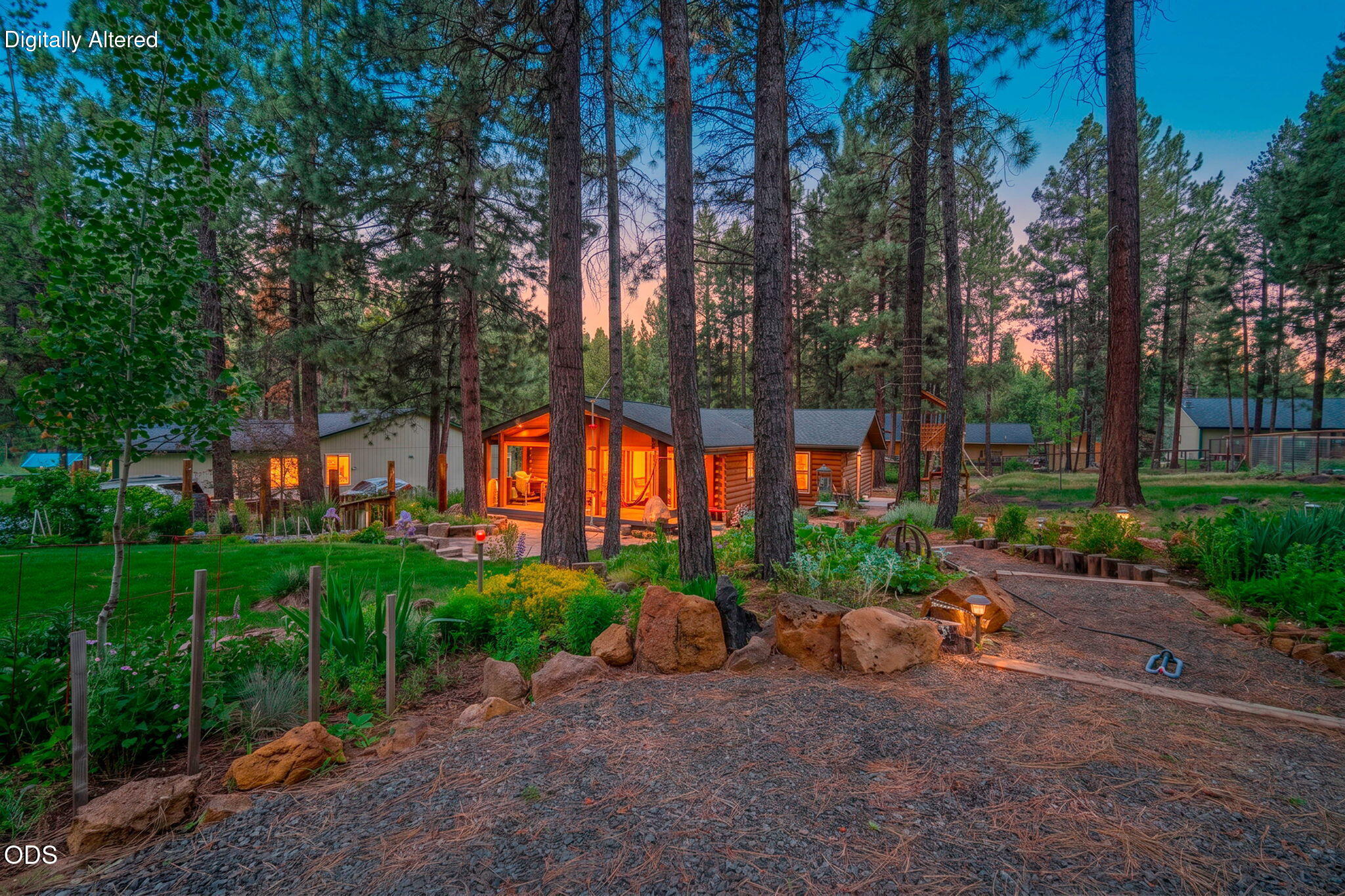 16878 Jacinto Road Bend, OR 97707 - Photo 1 of 38