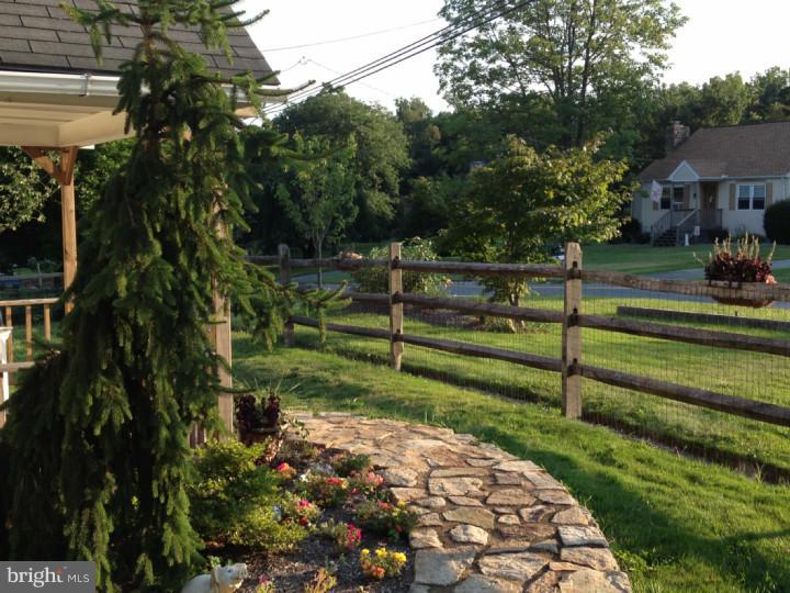 39 Antietam Road Temple, PA 19560 - Photo 15 of 24