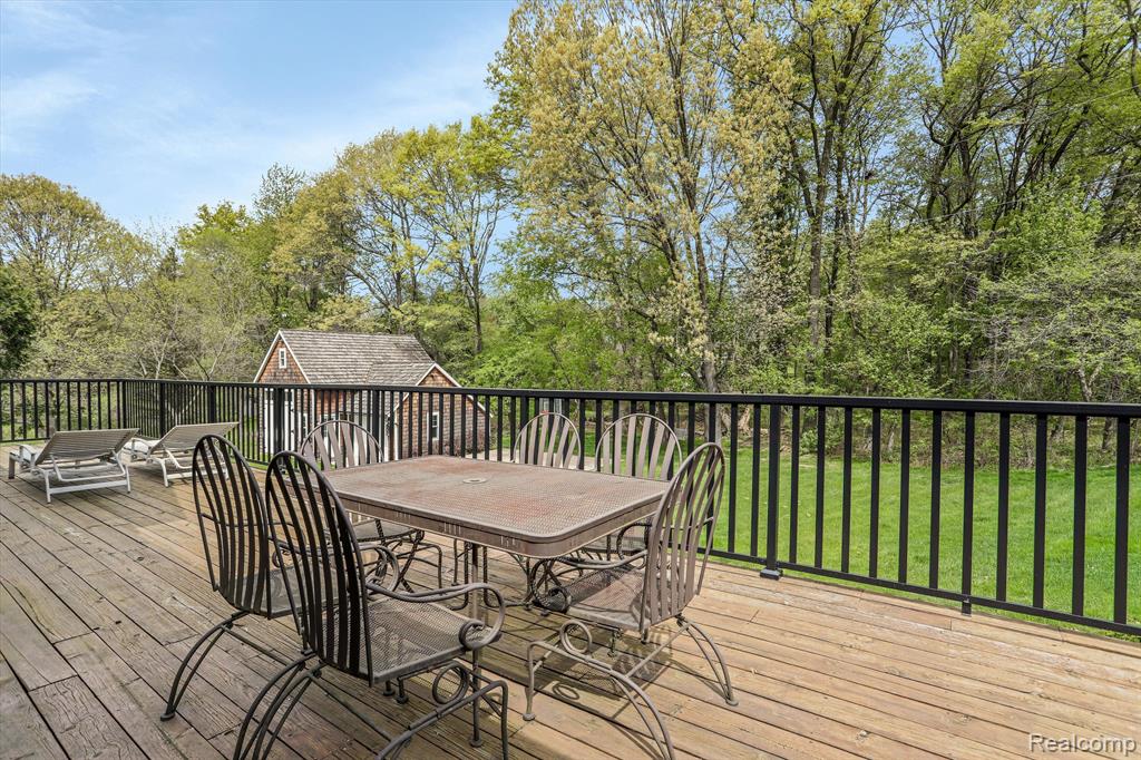 3200 Cook Court Rochester, MI 48306 - Photo 36 of 69