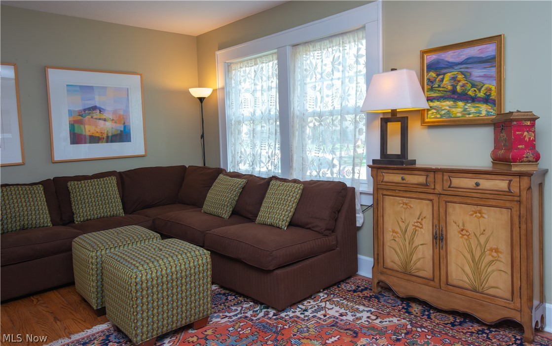 1304 Gordon Road Lyndhurst, OH 44124 - Photo 5 of 34 Gallery Image 5