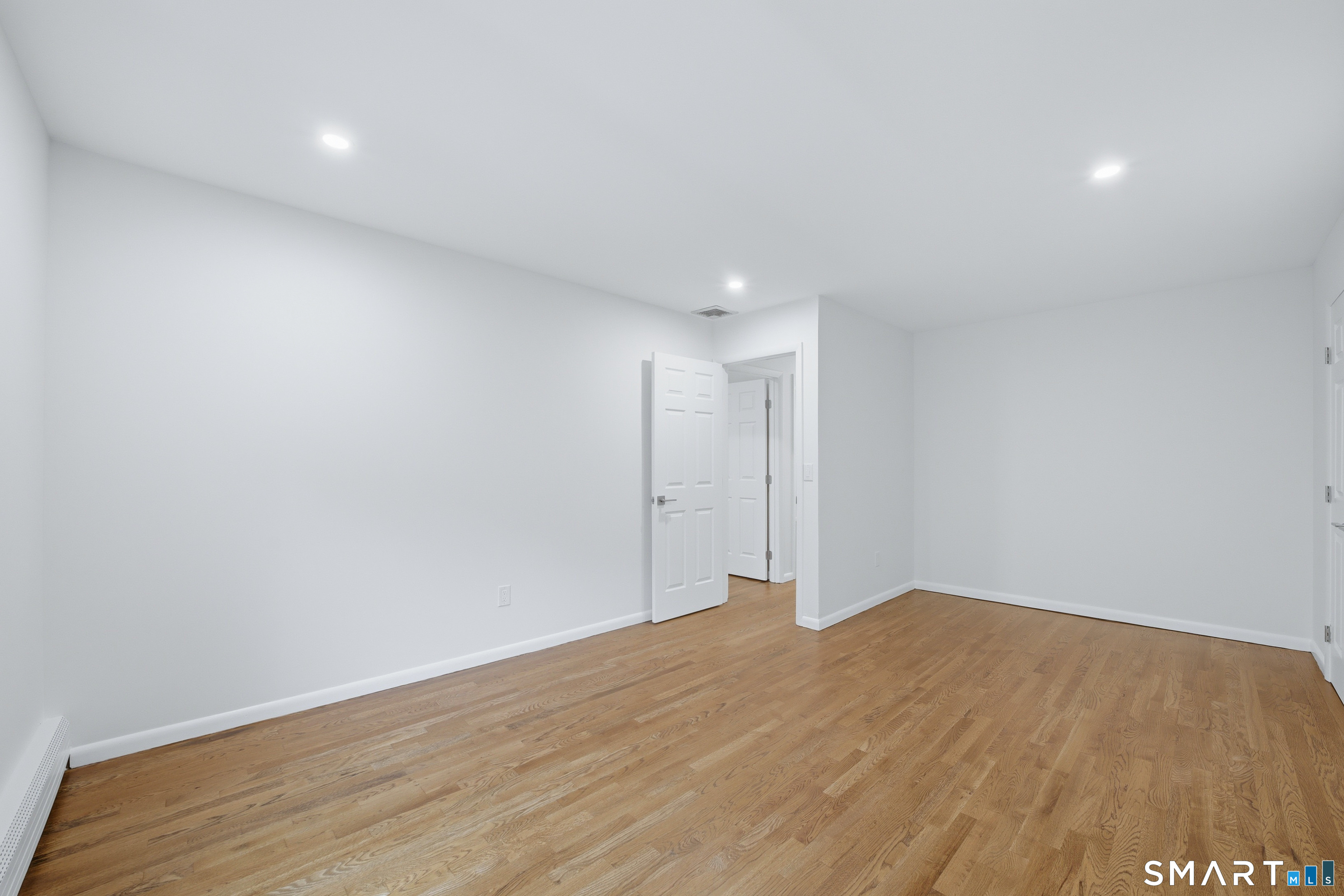 21 Deepwood Road Weston, CT 06883 - Photo 31 of 38