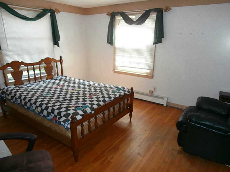 70 Lucas Road Warwick, RI 02818 - Photo 11 of 15 Bedroom.