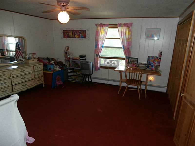 70 Lucas Road Warwick, RI 02818 - Photo 7 of 15 Bedroom.