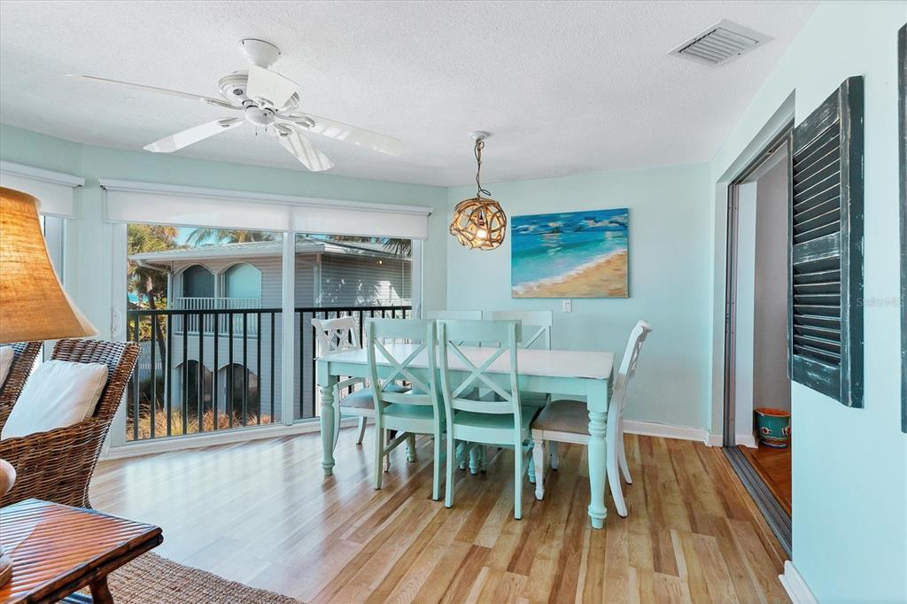 1336 Benjamin Franklin Drive, Unit F2 Sarasota, FL 34236 - Photo 15 of 41