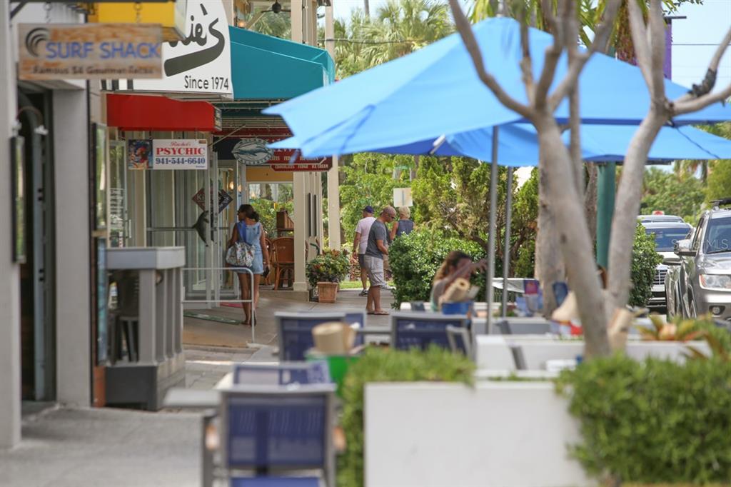 1336 Benjamin Franklin Drive, Unit F2 Sarasota, FL 34236 - Photo 30 of 41