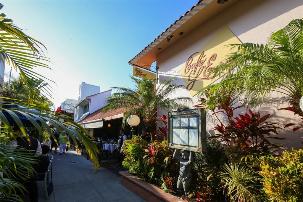 1336 Benjamin Franklin Drive, Unit F2 Sarasota, FL 34236 - Photo 39 of 41