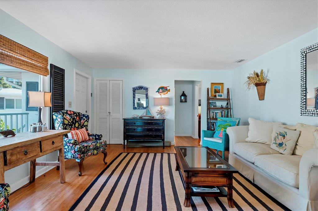 1336 Benjamin Franklin Drive, Unit F2 Sarasota, FL 34236 - Photo 4 of 41