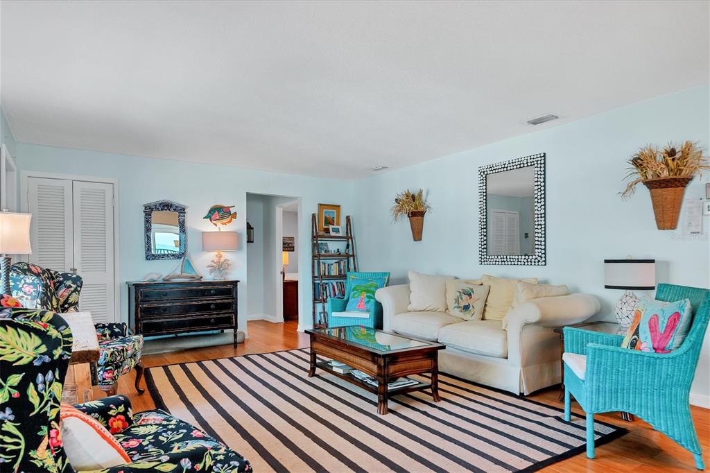 1336 Benjamin Franklin Drive, Unit F2 Sarasota, FL 34236 - Photo 5 of 41